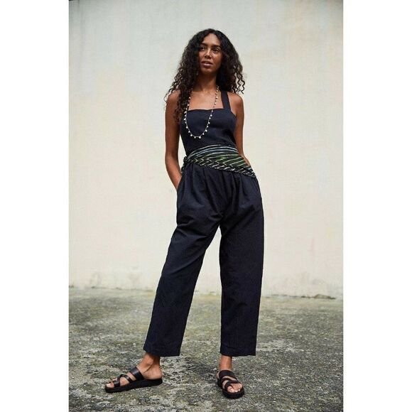 NEW FREE PEOPLE ENDLESS SUMMER Sz XS JOSEPHINE CROSS BACK JUMPER JUMPSUIT BLACK - Picture 1 of 3